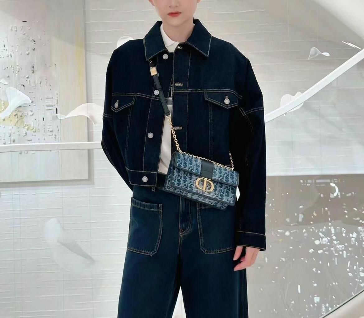 【限定　大人可愛い♪】Dior★30 Montaigne East-West バッグ